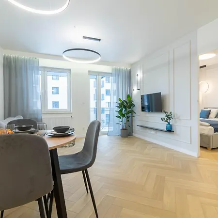 Blue Apartment Ceglana - Free Parking - Self Check-In Katowice Exterior photo